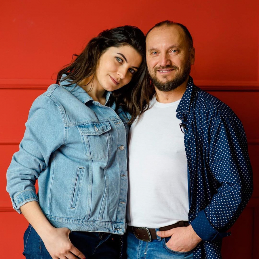 Familia Durbala – prima aparitie in patru! „Ce frumosi sunteti”