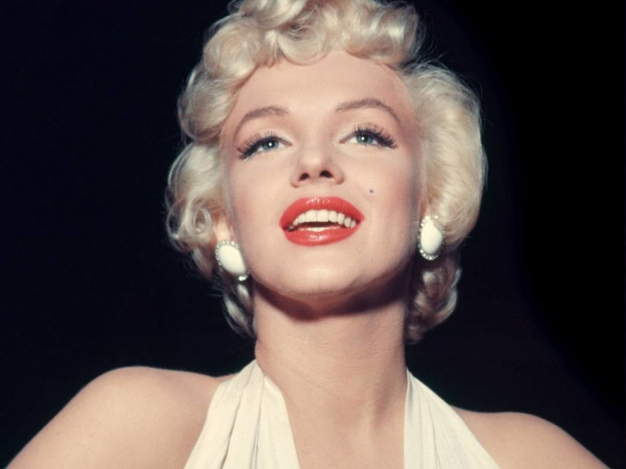 Secretul lui Marilyn Monroe a fost aflat: ce purta pe sub rochia in care i-a cantat presedintelui Kennedy „La multi ani!”