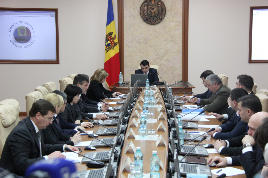 Guvernul a APROBAT bugetul de stat si politica bugetar-fiscal pentru 2015. Vezi ce prevad documentele