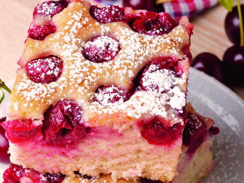 Aromate, delicioase si apetisante - chimichangas umplute cu cirese si crema de vanilie