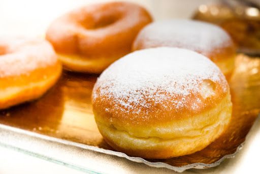 In aceasta dimineata rasfata-te cu gogosi pregatite la cuptor. Vezi mai jos reteta