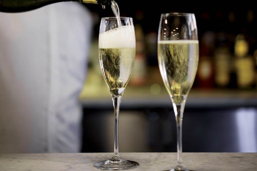 Prosecco - cel mai bun vin spumant este in pericol din cauza pandemiei. Antreprenorii solicita ajutor