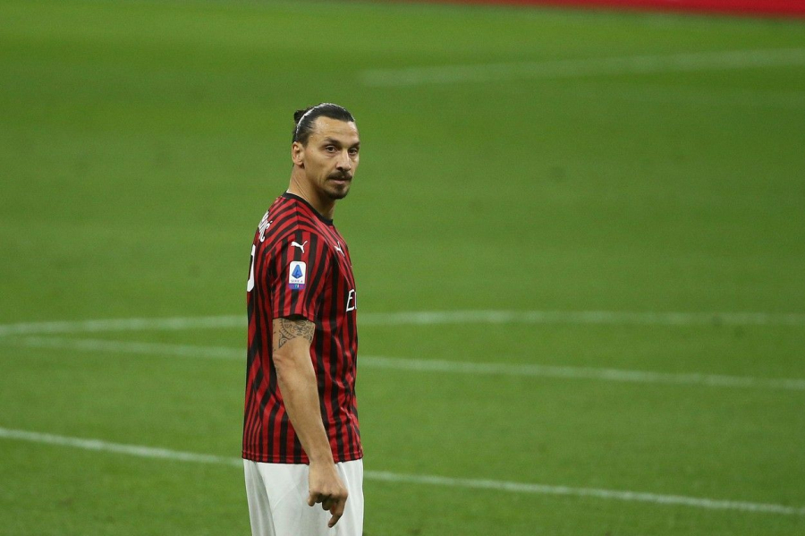 Zlatan Ibrahimovic, vacanta de vis alaturi de familie in Saint-Tropez. Cum arata partenera celebrului fotbalist