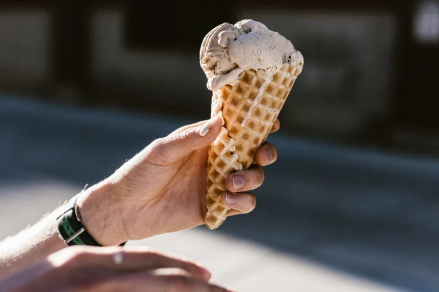 O noua inghetata, doar pentru adulti. Trebuie sa ai mai mult de 18 ani ca sa degusti acest desert
