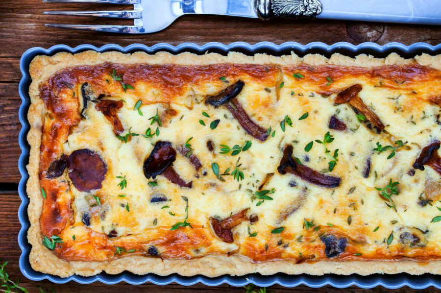 Simte gustul bucatariei franceze. Pregateste o tarta speciala - quiche cu ciuperci