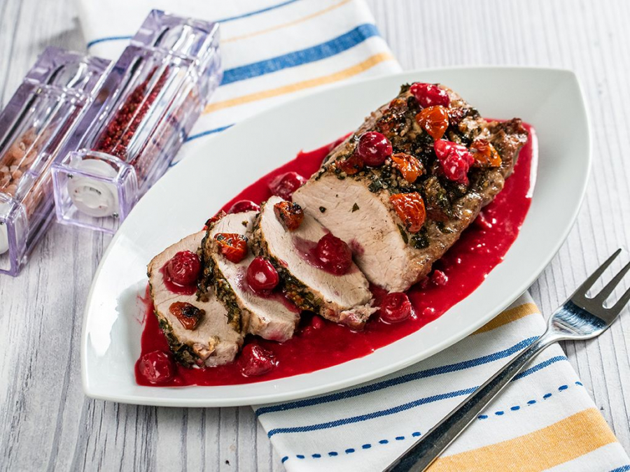 La cina poti incerca muschiulet de porc cu sos de visine - o nebunie culinara 