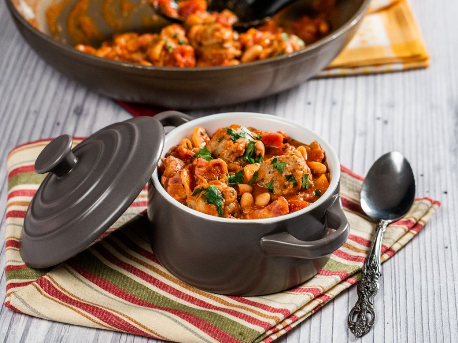 Cassoulet - mancare de fasole in stil frantuzesc 