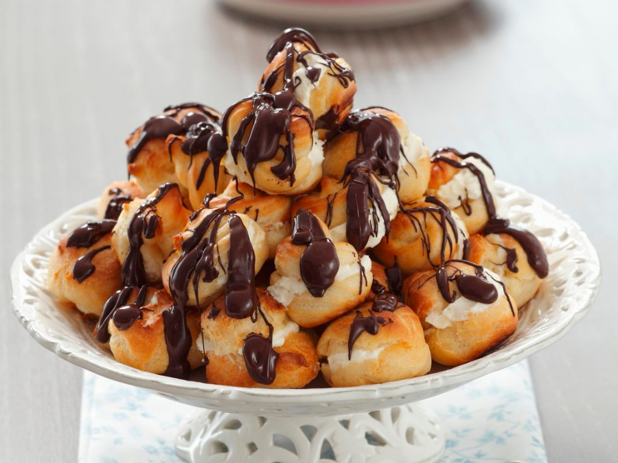 Afla reteta fericirii! Cum se prepara cel mai bun profiterol

