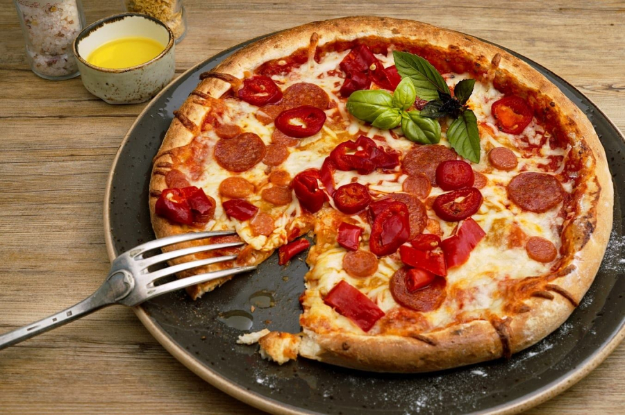 Un nou tip de pizza - cu marijuana. Unde si in ce conditii se consuma aceasta 