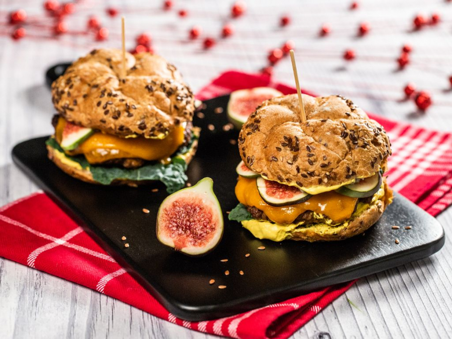 Spectaculos de gustos! Burgeri cu smochine si kale
