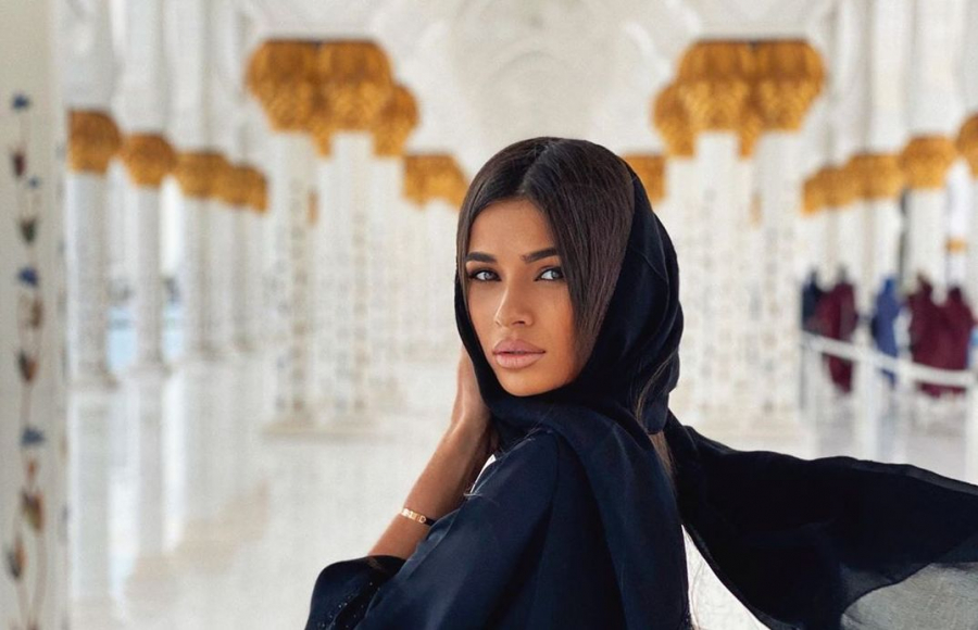 Ce bea dimineata, cum pregateste pranzul si la ce ora ia ultima masa. Cum arata meniul pentru o zi din viata Anastasiei Iacub - Miss Moldova 2015 