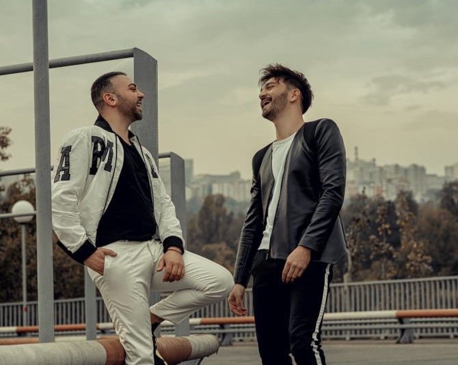 Baietii din Akord nu mai sunt singuri! „Avem prizoniere.”