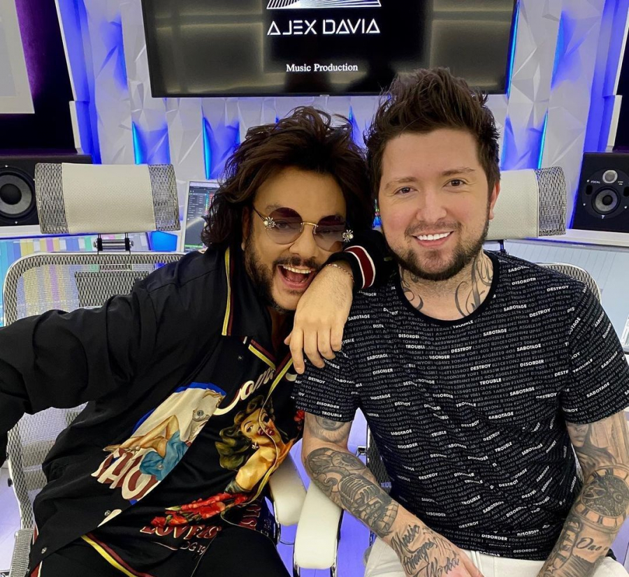Zivert, Filip Kirkorov, Egor Kreed, Stas Mihailov si mai nou The weekend, dar mai lucreaza cu multi altii. De ce sta departe de presa Alex Davia, moldoveanul care si-a construit o cariera impresionanta la Moscova