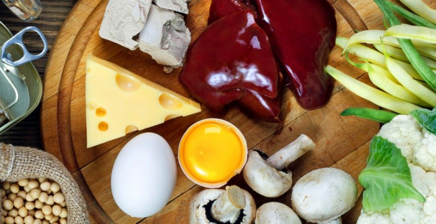 Biotina face parte din grupa de vitamine B si ajuta organismul sa transforme alimentele pe care le consumam in energie. TOP 10 alimente