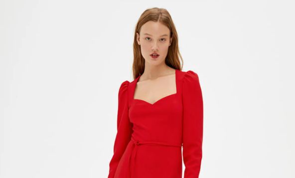 Cele mai la moda decolteuri in 2021 si cui se potrivesc