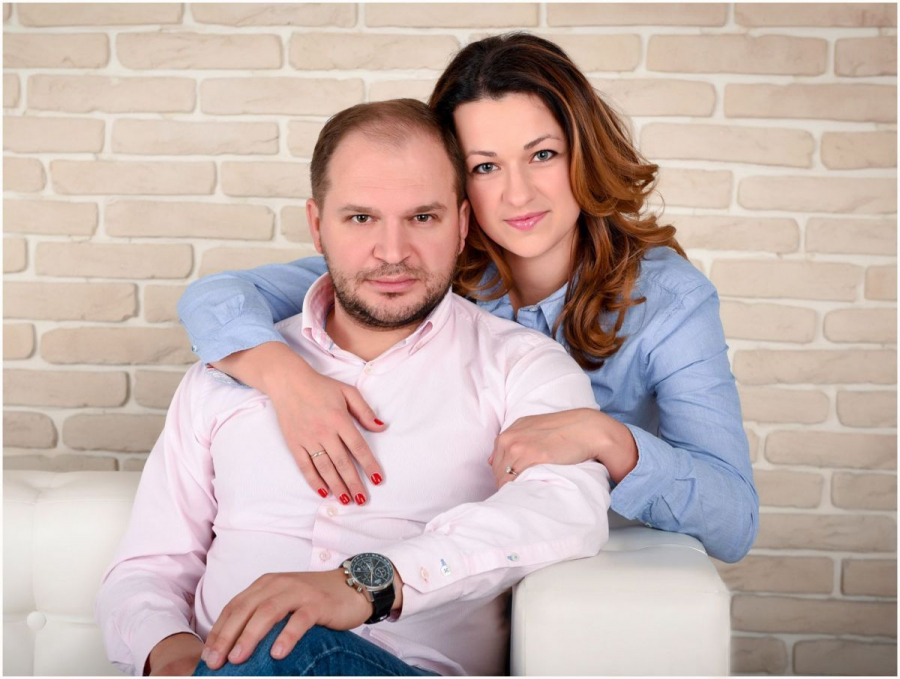 "Noapte frumoasa tuturor." Ion Ceban, asteptat acasa cu o surpriza romantica. Ce i-a pregatit sotia primarului