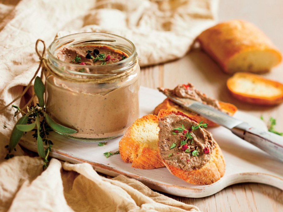 Simplu, sanatos, gustos! Pate din ficat pregatit acasa