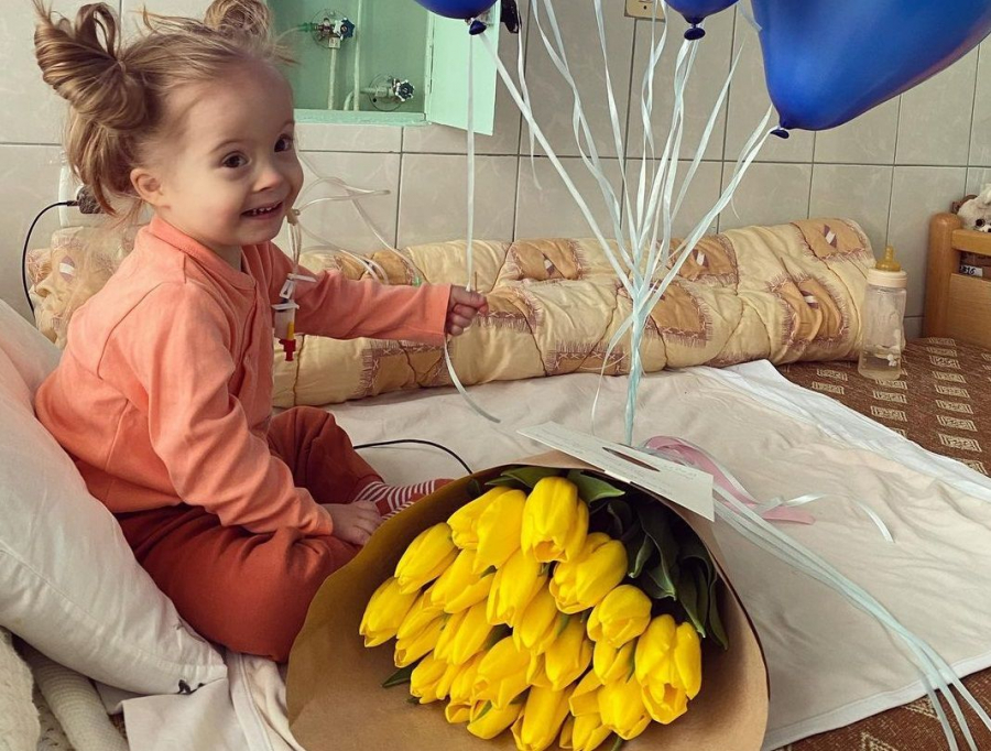 In sfarsit, acasa! Ludmila Adamciuc si fiica ei, Beatrice s-au externat din spital. Cum se simte micuta si ce sarbatoresc ele - VIDEO