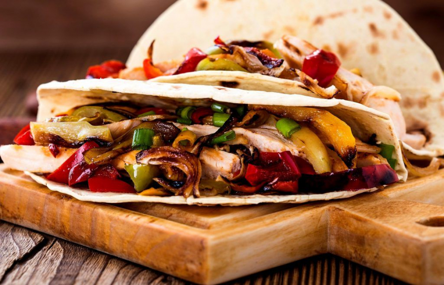 Incearca ceva nou, un preparat din bucataria mexicana! Fajitas cu peste si pui