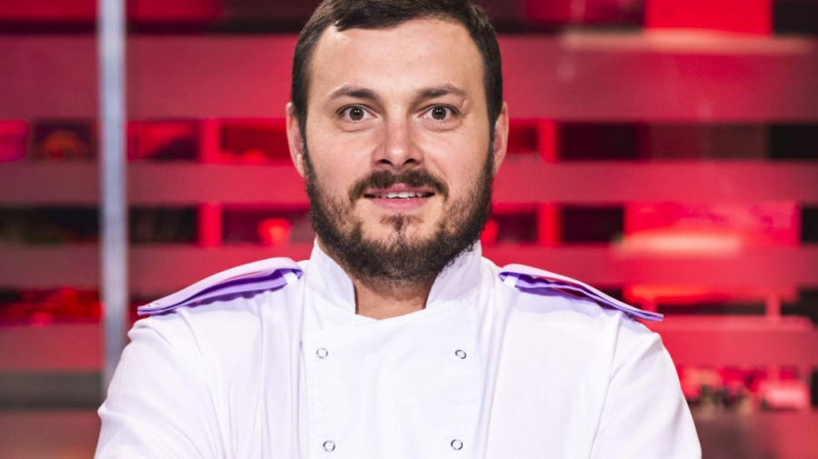Zeama a la Comerzan! Cum pregateste bucatarul Alexandru aceasta mancare traditionala - VIDEO