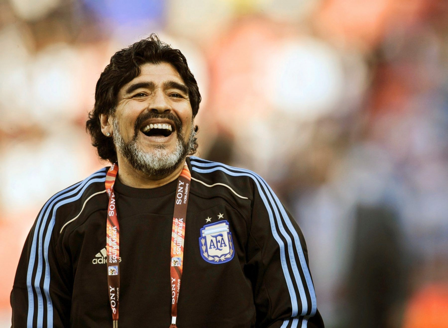 Care era mancarea favorita a lui Diego Maradona? Legendarul argentinian manca dese ori la restaurant, dar se camufla pentru a fi de nerecunoscut 
