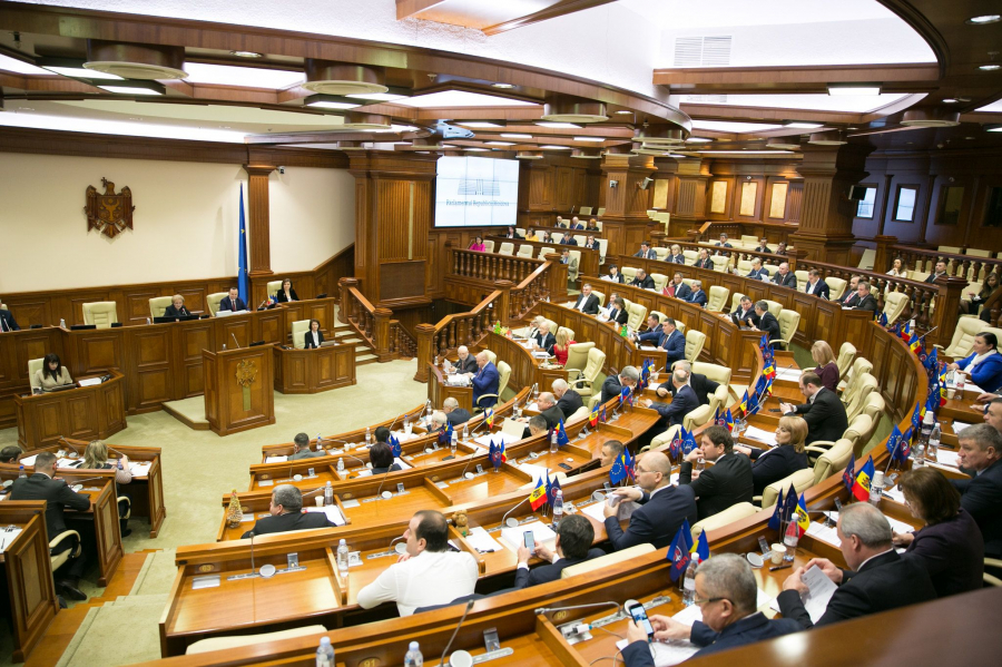 In Ce Conditii Se Poate Dizolva Parlamentul Parlamentul se intruneste astazi in sedinta. Ar putea fi examinata