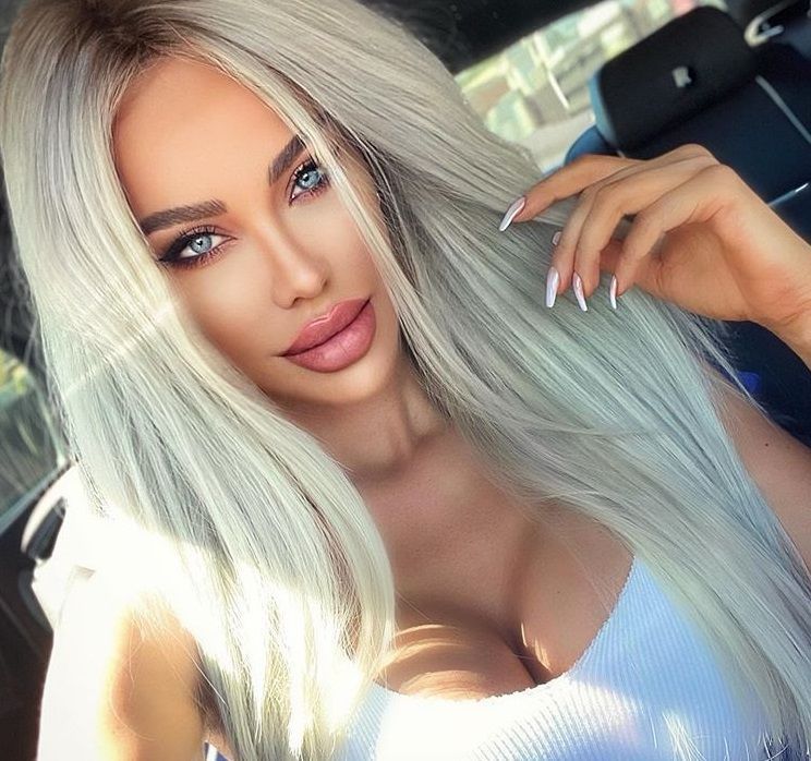Bianca Dragusanu, cele mai sexy poze in Dubai: „Sange fierbinte, viata de lux"