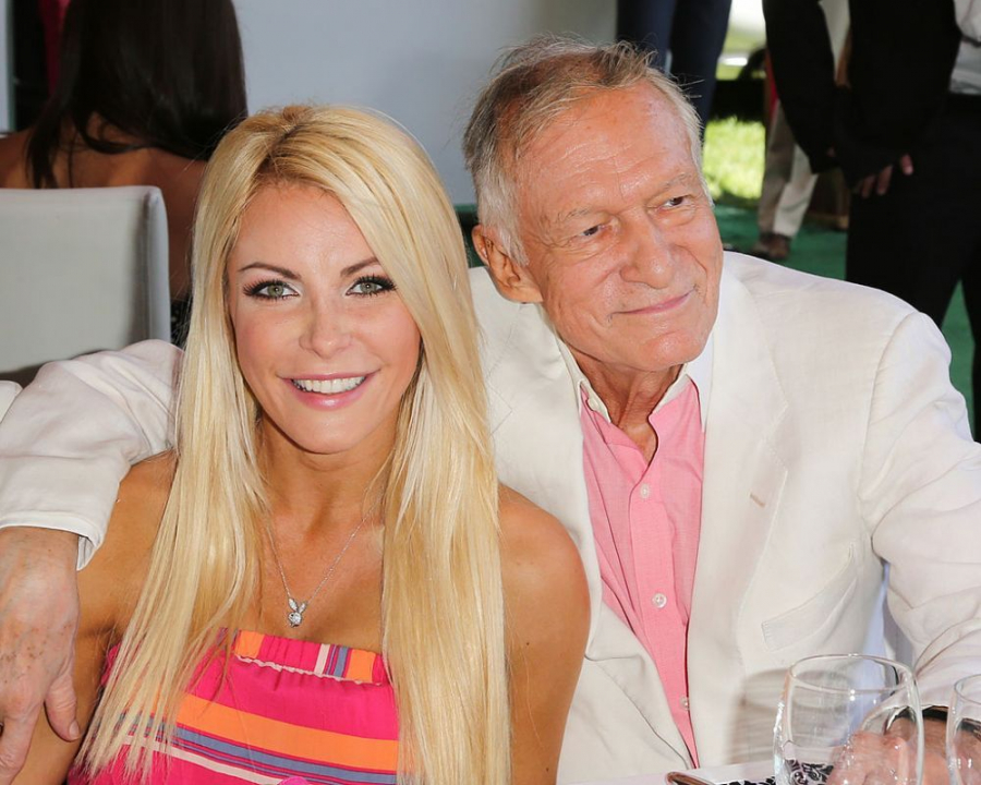 Crystal, vaduva lui Hugh Hefner, diagnosticata cu o boala rara: "Incerc sa iau totul usor"