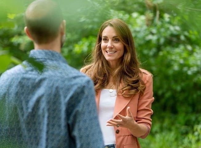 Kate Middleton, asa cum rar o vezi! Cum arata Ducesa de Cambridge in blugi si adidasi
