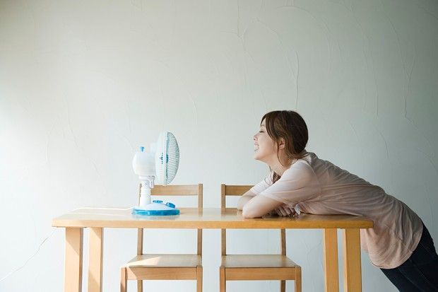 Trebuie sa stii asta! Sase modalitati simple prin care poti face fata caldurii din apartamentul tau