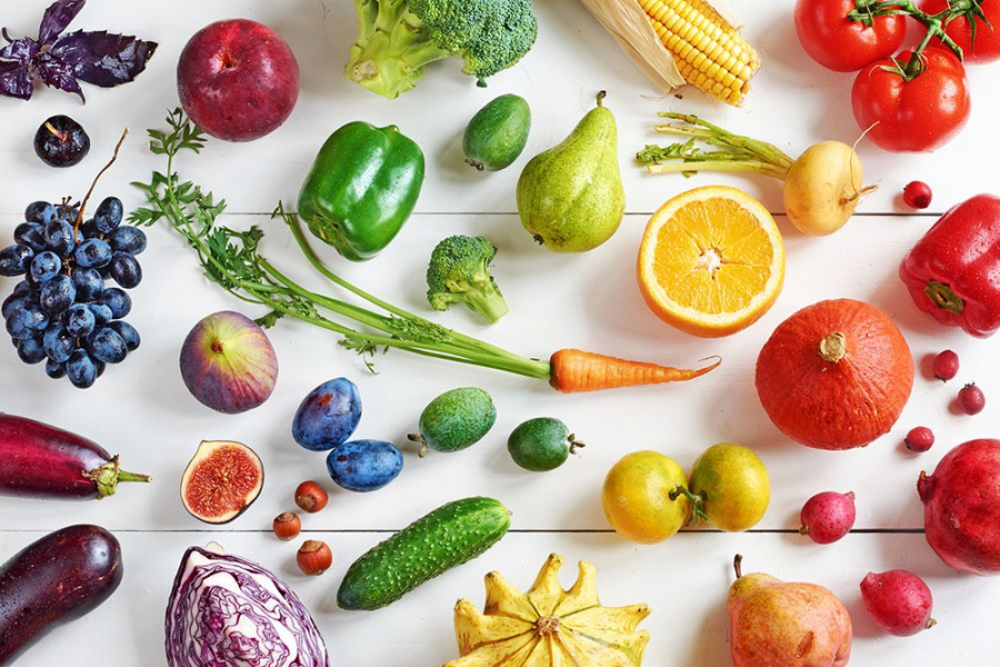 Stil de viata sanatos. Ce poti face pentru a introduce mai multe fructe si legume in alimentatia zilnica