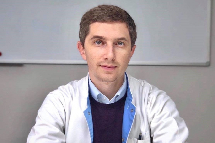 Ce este boala Alzheimer? Ce spune Pavel Gavriliuc, medic neurolog: „Hipertensiunea arteriala, fumatul, atat activ, cat si pasiv, diabetul zaharat si aerul poluat pot fi factori de risc pentru dementa”