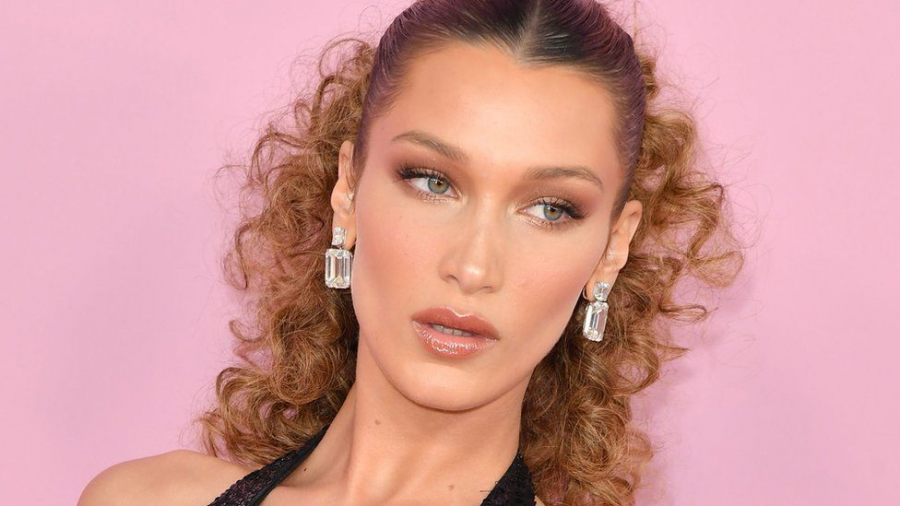 Stiai ca Bella Hadid sufera de boala Lyme? 10 vedete care se confrunta cu boli grave