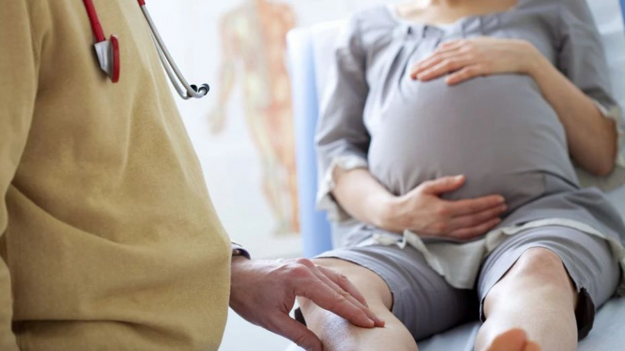 Esti insarcinata si te confrunti cu varicele? Afla din ce cauza apar si cum pot fi prevenite