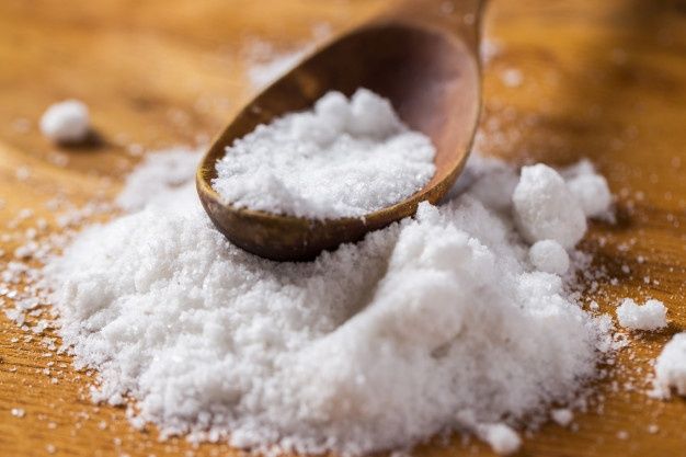 Mananci foarte sarat? Cum este afectat creierul de excesul de sare din regimul alimentar