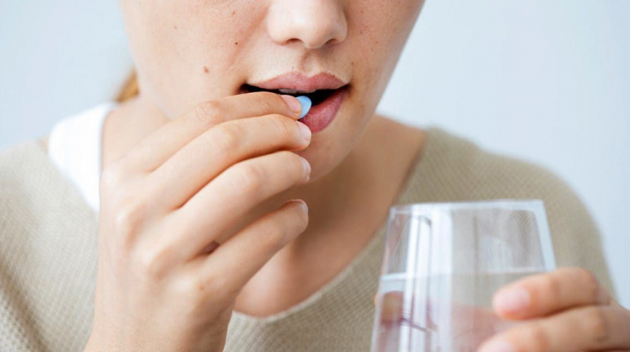 Iei des medicamente care calmeaza durerea? Ce efecte secundare pot avea