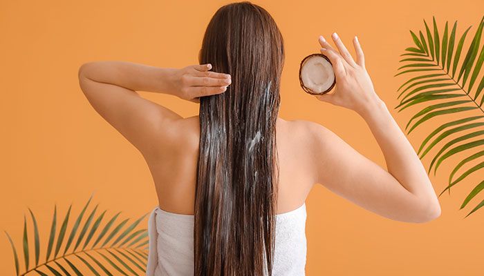 Uleiul de cocos pentru par lung: beneficii, contraindicatii