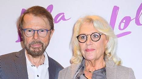 Bjorn Ulvaeus, solistul trupei ABBA, a divortat de sotia lui, Lena, dupa 41 de ani de mariaj 
