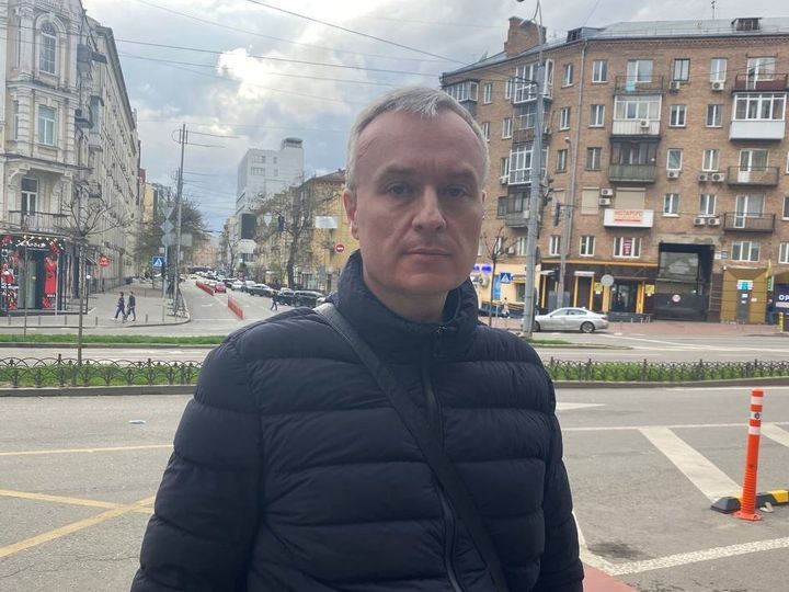 Un fost vicepresedinte Gazprombank a fugit din Rusia ca sa lupte alaturi de Ucraina: „Nu puteam sa asist de pe margine...”