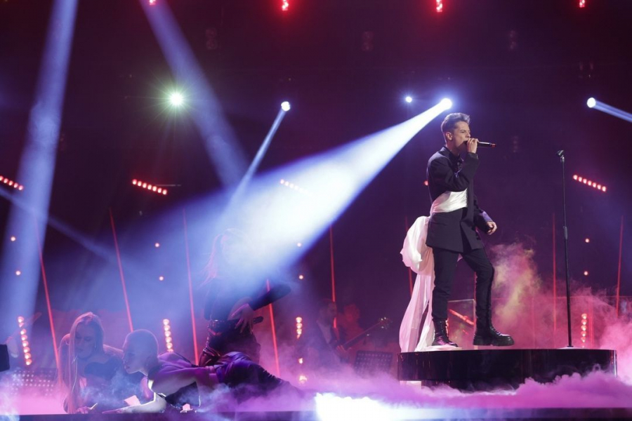 Vocea Romaniei 2022. Teodor Debu a interpretat in maniera proprie piesa „Iron Sky”: „Te iubesc! Esti minunat”. Cine a avut reactia emotionanta - VIDEO