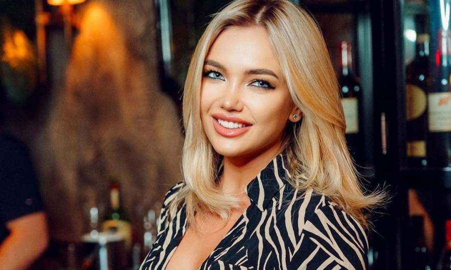 Nicolle Trifan si-a surprins urmaritorii! Afla care este lucrul dupa care se ghideaza in viata - FOTO