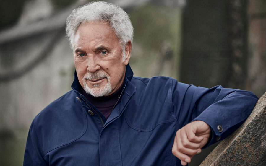 Viata lui Tom Jones care bate orice film. A iubit o singura femeie, de la 12 ani, si i-a ramas fidel si dupa ce a murit