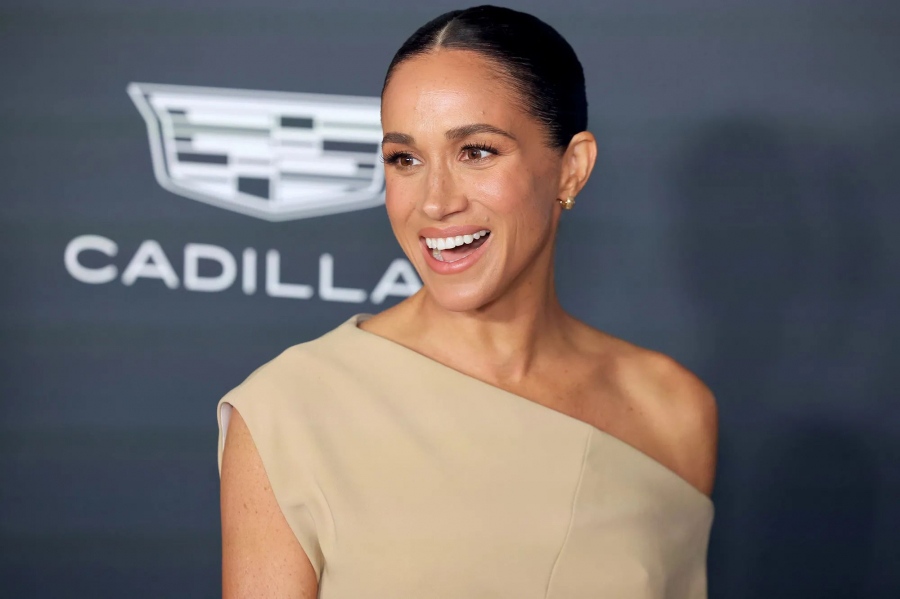 Cat de mult s-a schimbat stilul lui Meghan Markle dupa ce a devenit ducesa de Sussex - FOTO
