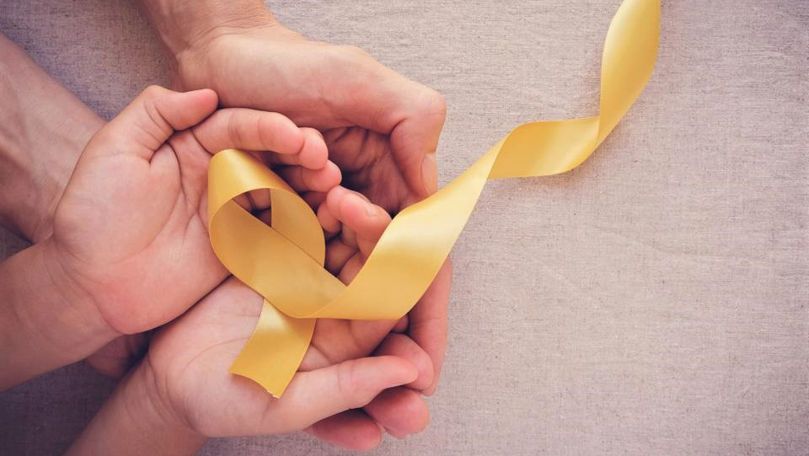 15 februarie - Ziua internationala a copilului bolnav de cancer. In fiecare an, peste 400 de mii de copii si adolescenti sunt diagnosticati cu aceasta boala