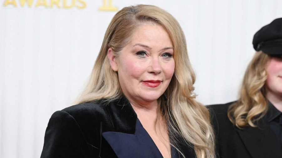 Christina Applegate, dezvaluiri sfasietoare despre viata cu scleroza multipla: „Traiesc intr-un fel de iad”
