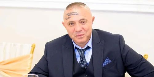 Cu cât a rămas Nicolae Guță din cei 180.000 de euro câștigați pe TikTok? O cunoscută avocată a scos adevărul la iveală: „Mai bine cânta la o nuntă”
