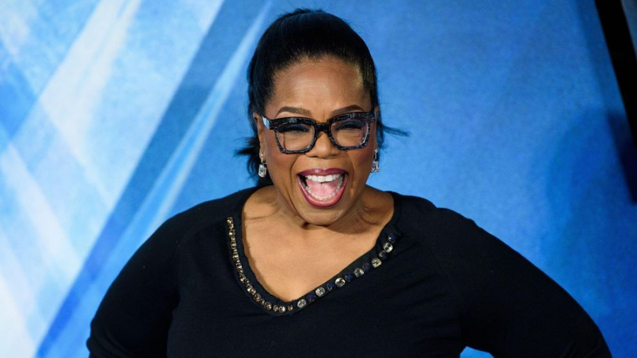 Oprah Winfrey, schimbată radical după ce a slăbit aproape 50 de kilograme! Vedeta a fost surprinsă când ieșea dintr-o sală de sport - FOTO