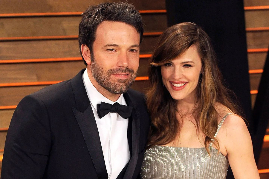 Ben Affleck ar fi dispus să renunțe la tot pentru fosta sa soție, Jennifer Garner. Un apropiat al celor doi face dezvăluiri surprinzătoare