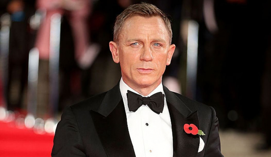 Și-a lăsat barbă, și-a pus ochelari și șapcă, dar tot n-a scăpat de paparazzi! Cum arată cel mai popular James Bond din toate timpurile după ce „a ieșit la pensie” - FOTO