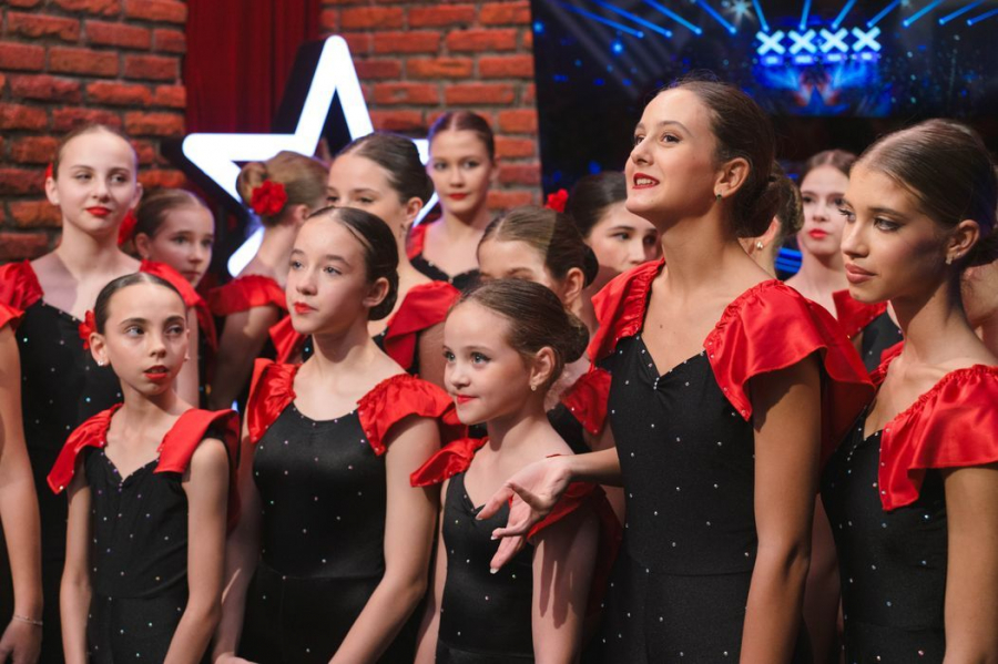 Trupa „Golden” i-a uimit pe jurații de la „Românii au talent” cu un sincron magnific: „Asta e partea foarte frumoasă la grupuri” - VIDEO